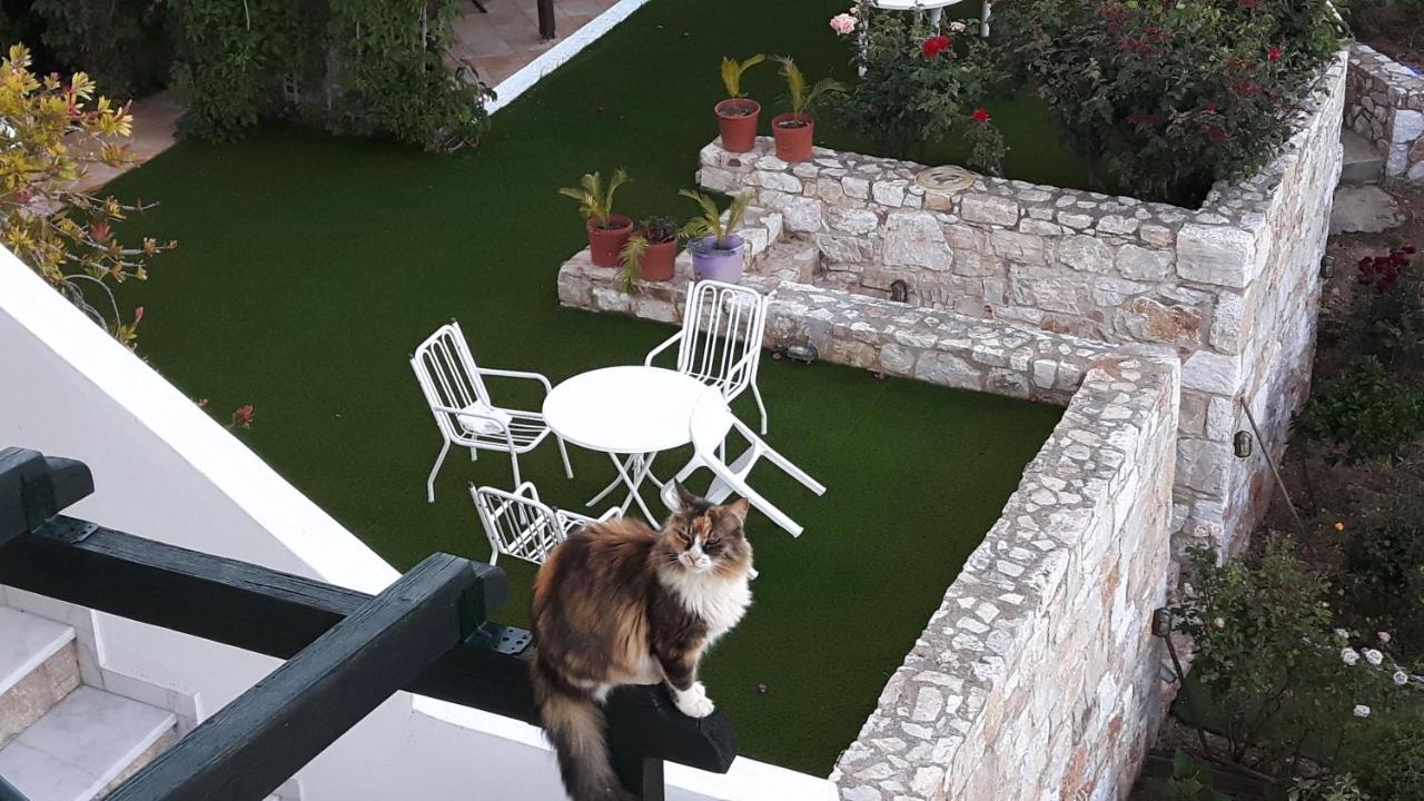 Georgia'S Holiday Apartment With Amazing Sea View Pórto Ráfti Dış mekan fotoğraf